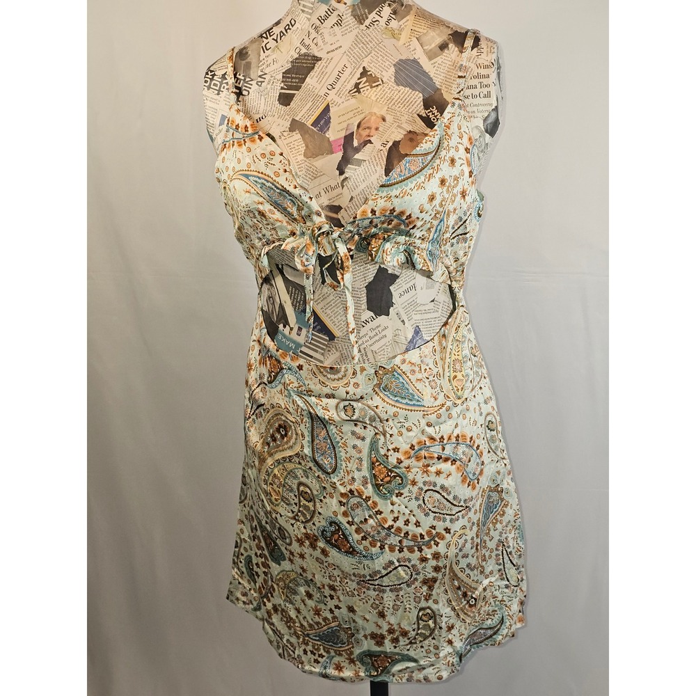 Sky to Moon open front tie front Paisley Boho Junior's‎ Mini Dress Size Large